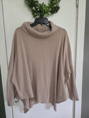Easel Women's Sweater Poncho
